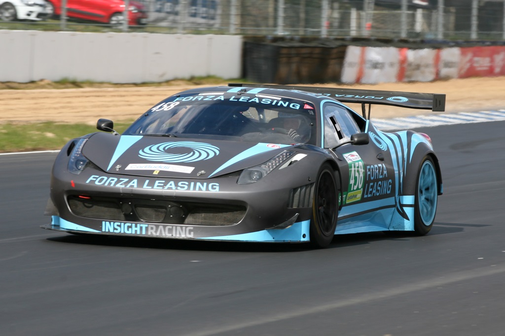 Per Frost var blandt dem der bare kunne se Aquilaen stikke af...
(Foto: Motorsporten.dk)